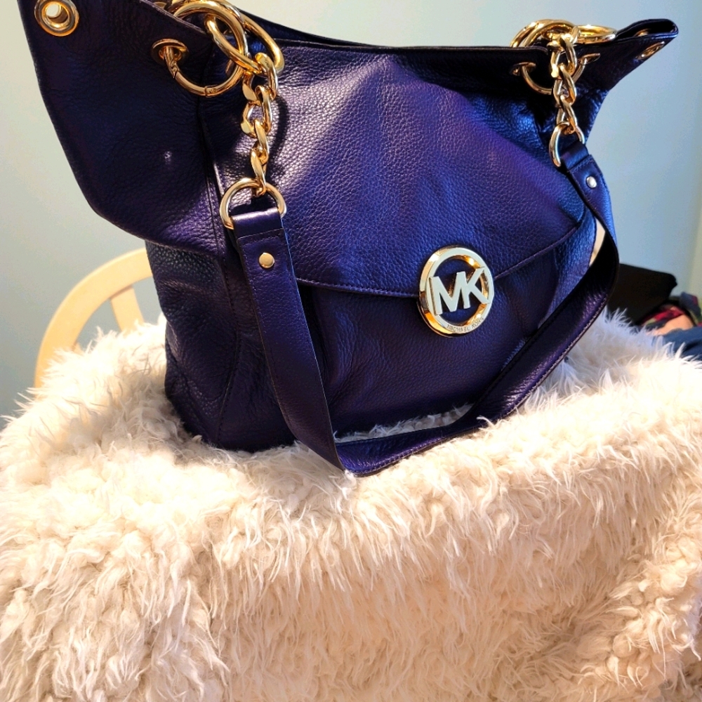 Michael Kors Hobo